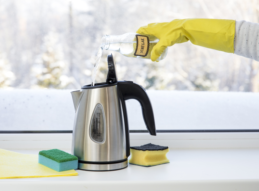 how to descale a kettle